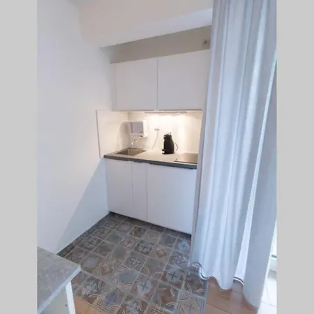 Im Herzen Von Derendorf Mit Stellplatz *